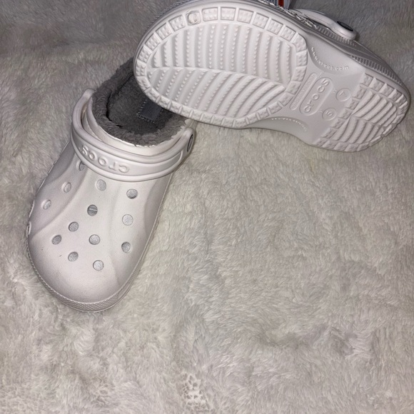 CROCS Women's White and Gray Slippers - Picture 5 of 6